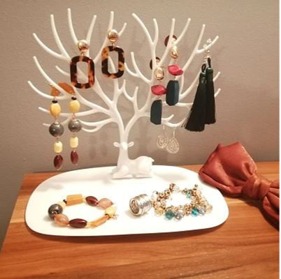 Deer Jewelry Holder